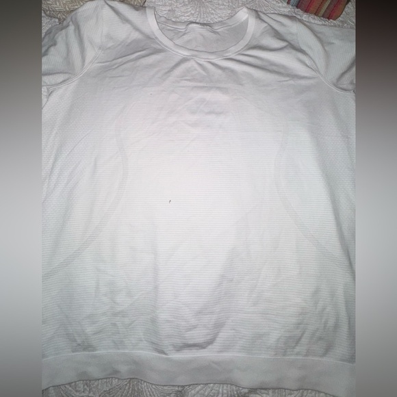 lululemon athletica Tops - Lululemon SWIFTLY RELAXED short sleeve 12